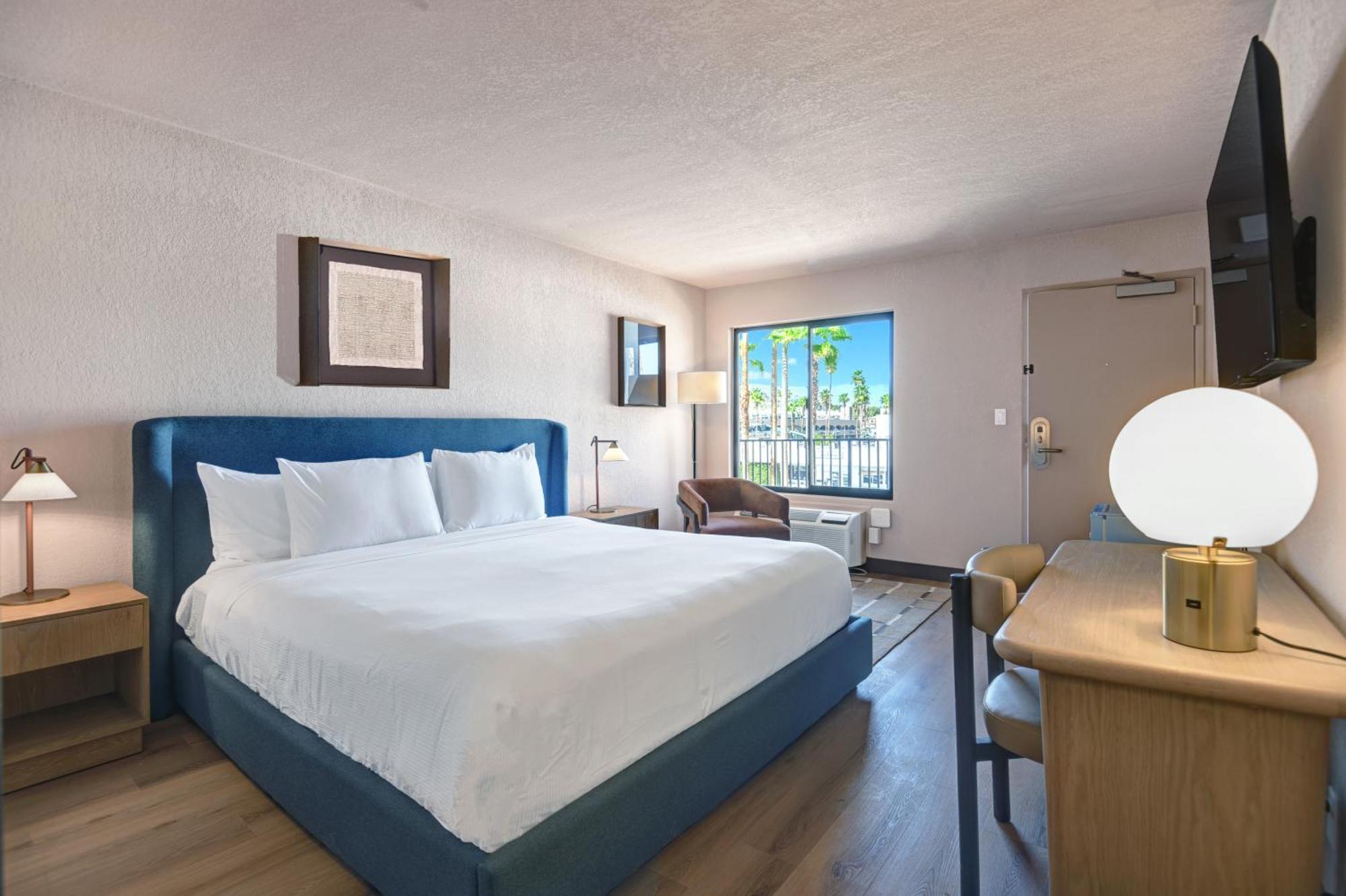 The Dunes Hotel Palm Springs Exterior photo